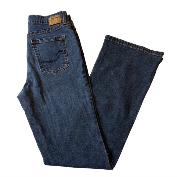 Levi’s Women’s Bootcut Misses 8 Medium Jeans - Picture 1 of 11